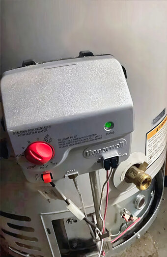 https://bassendeanhotwater.com.au/uploads/2025/06/hot-water-39728.jpg