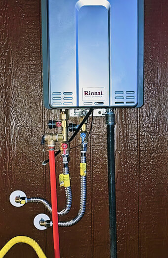 https://bassendeanhotwater.com.au/uploads/2025/06/hot-water-87553.jpg