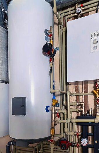 https://bassendeanhotwater.com.au/uploads/2025/06/hot-water-installs-34383.jpg